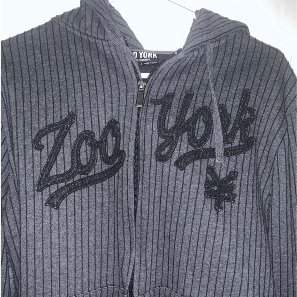 *IN SEARCH OF* Zoo York Mens Grey Black Pinstripe Zip Hoodie